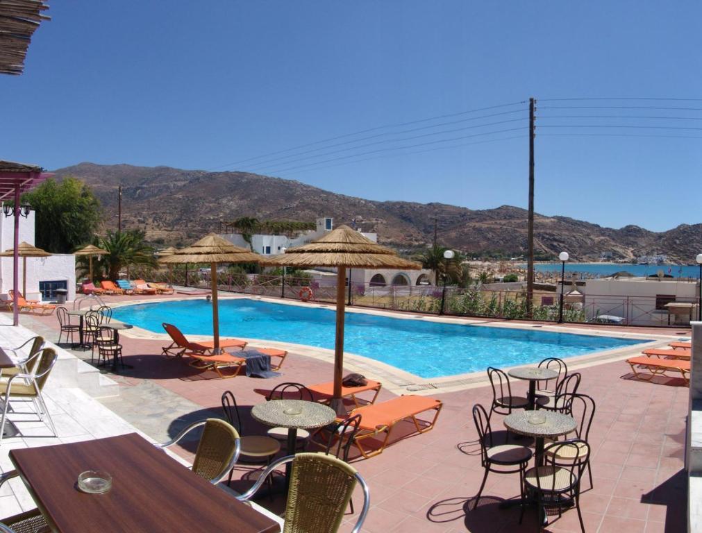 Purple Pig Stars Camping & Bungalows Mylopotas Eksteriør billede
