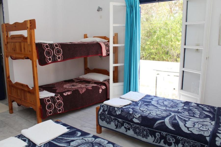 Purple Pig Stars Camping & Bungalows Mylopotas Værelse billede